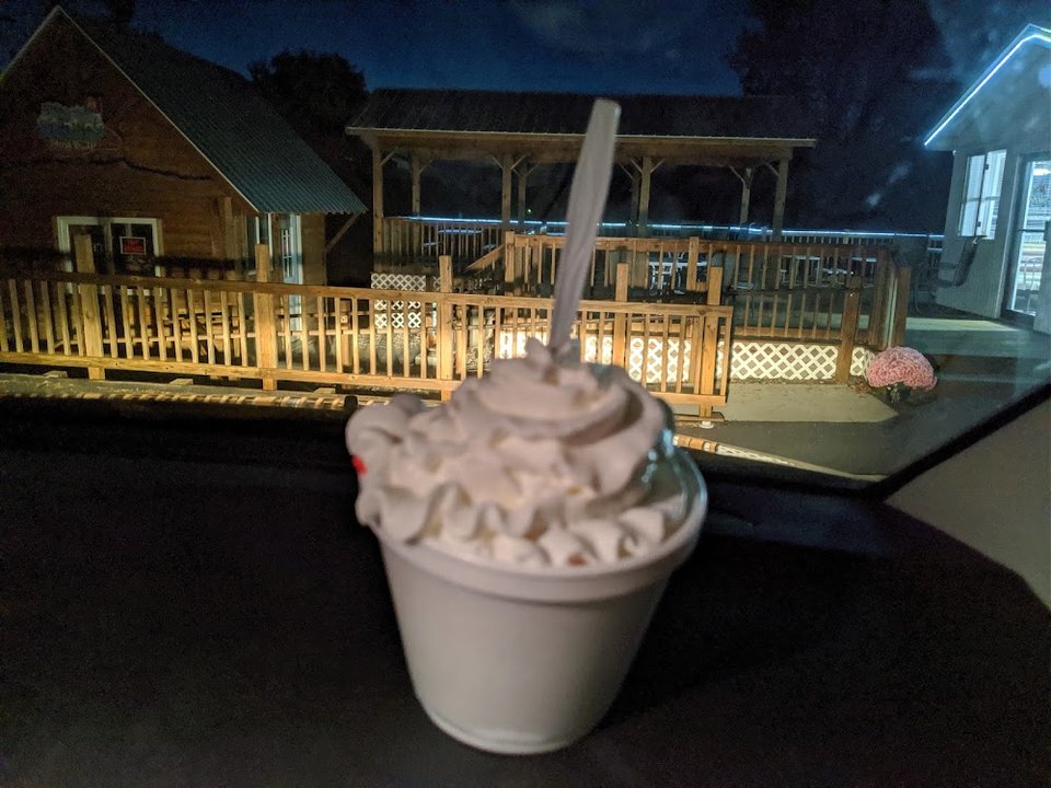 Soft-Serve Vanilla Ice Cream & Whipped Cream